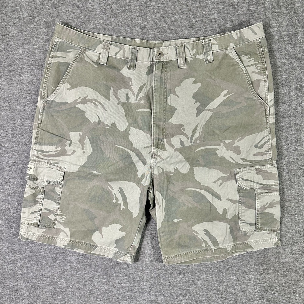 Wrangler Camo Cargo Shorts Mens Size 46 Flat Front Pockets Outdoor Hunting Wear
